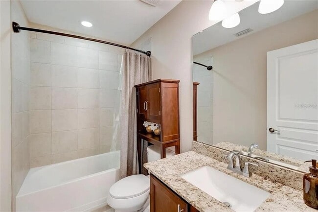 Building Photo - 2514 W Douglas St