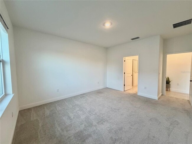 Building Photo - 2104 Axel St