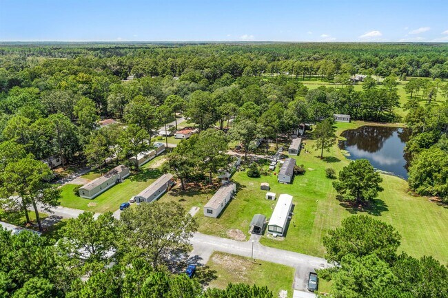 Building Photo - 304 Deer Run Dr