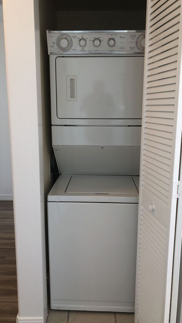 Building Photo - Highly Desirable Villas at Kenolio Ground Floor Corner Unit Available 5/1/26