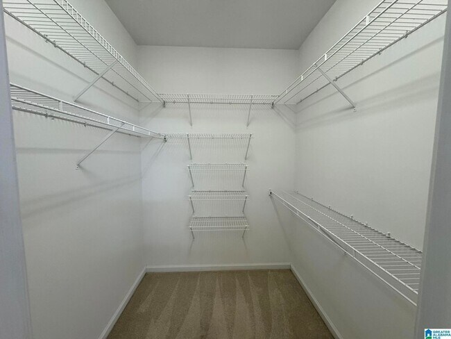 Building Photo - 2512 Christie Cir