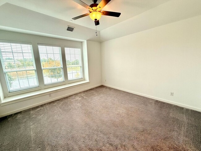 Building Photo - 4885 Ellie Ln