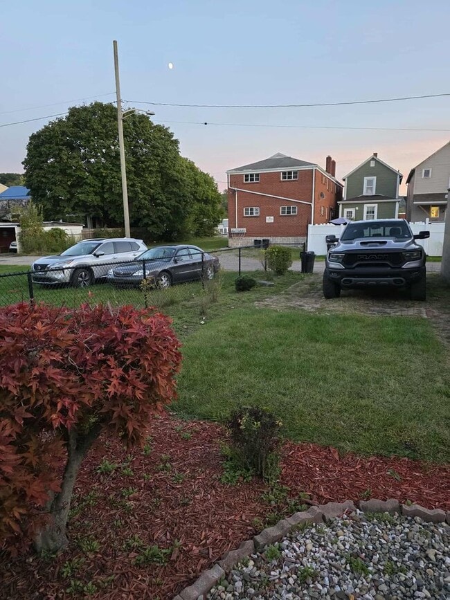 Building Photo - 1 Bedroom 1 Bathroom House For Rent *With ...
