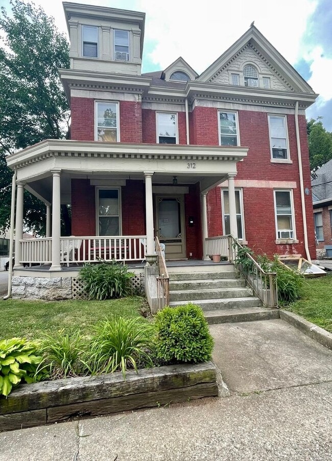 Primary Photo - Now Leasing — 312 South Upper Street, Lexi...