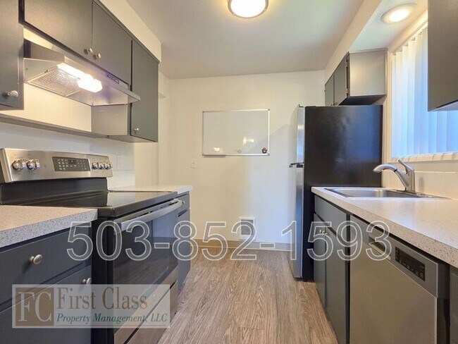 Building Photo - 2326 21st Pl