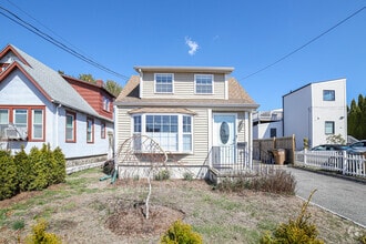 Building Photo - 78 Rippowam Rd