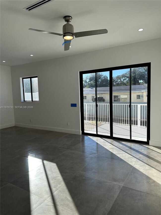 Building Photo - Southwest 32nd Avenue, Fort Lauderdale, FL 33312 - 4 BR 2 BA townhouse