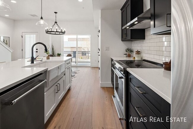 Building Photo - 4505 Tabor St