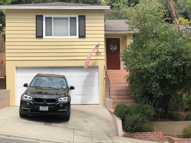 Primary Photo - 820 Bank St