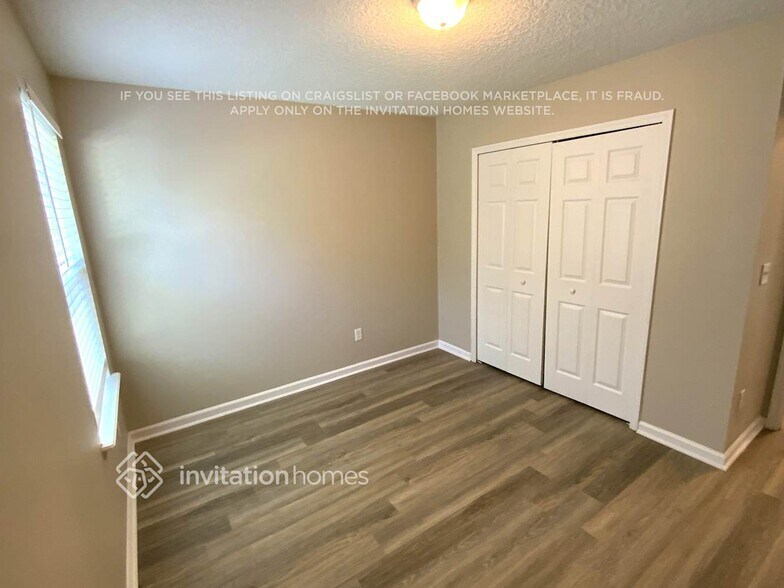 Building Photo - 354 Auburn Oaks Rd E