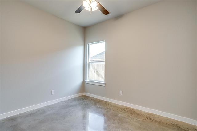 Building Photo - 609 Mesquite Dr