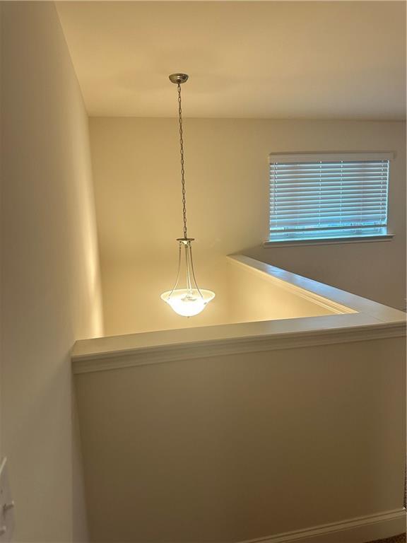 Building Photo - 485 Rosehill Ln SW