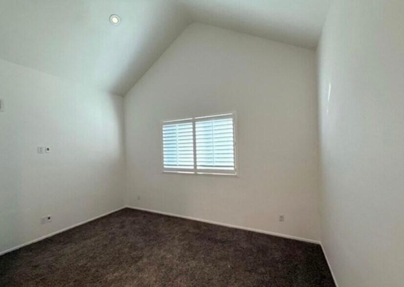 Building Photo - 14307 Foothill Blvd