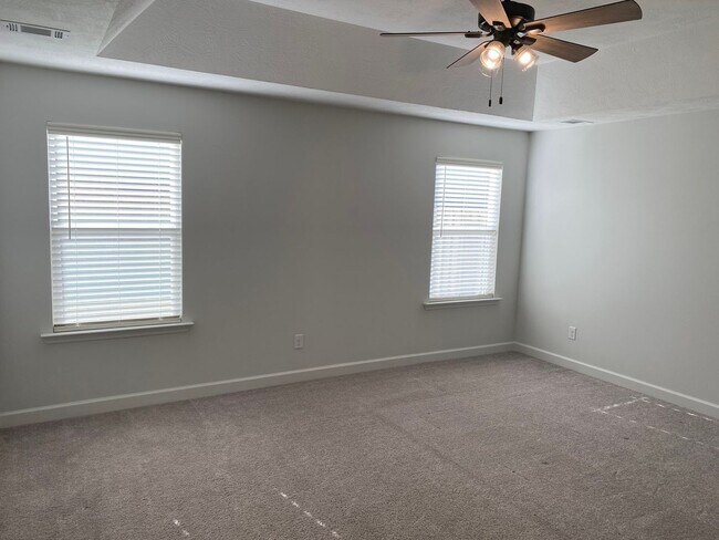 Building Photo - 3632 Kearsley St