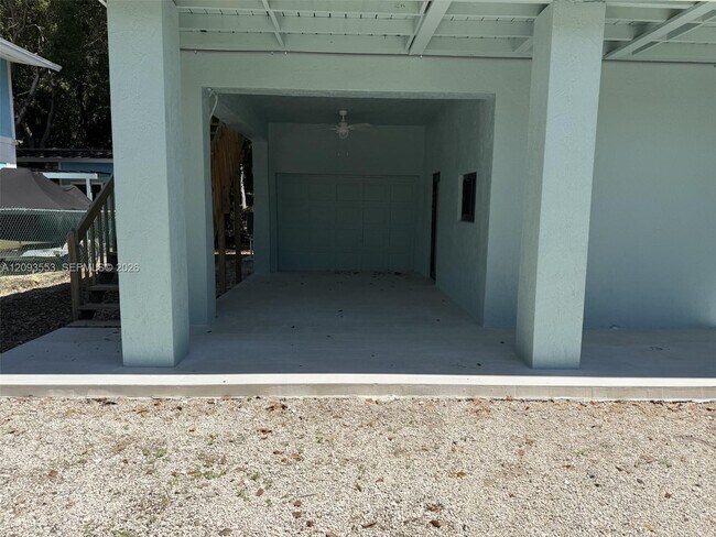 Building Photo - 39 Gumbo Limbo Ave