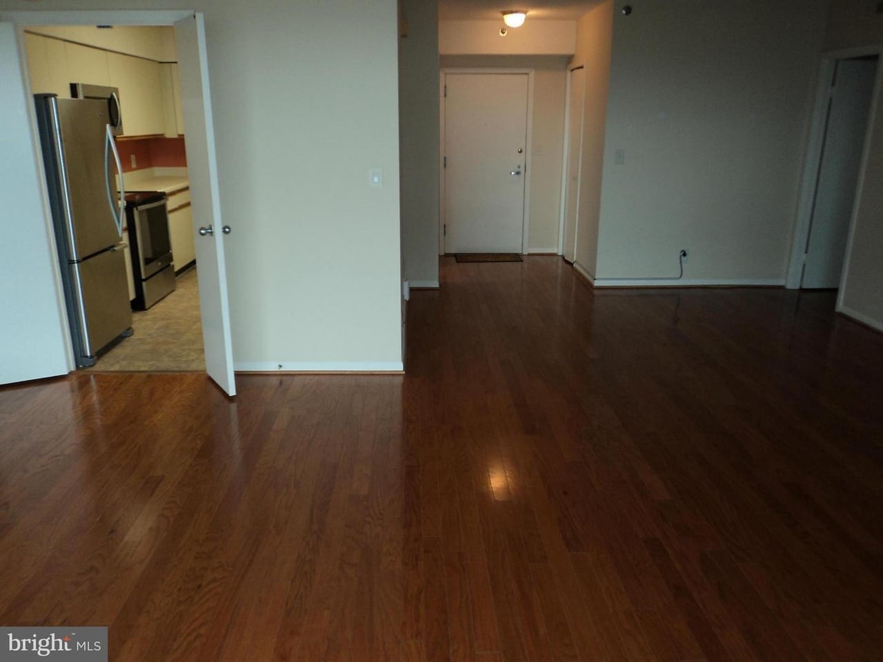Living room - 5505 Seminary Rd