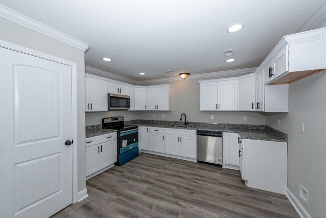 Building Photo - Maryville 37804 - Brand new 3 bedroom, 2 b...