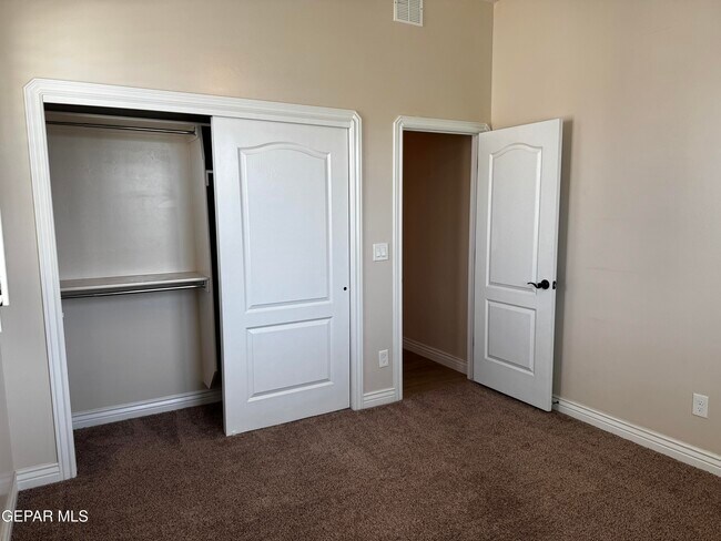 Building Photo - 12357 Desert Dove Ave