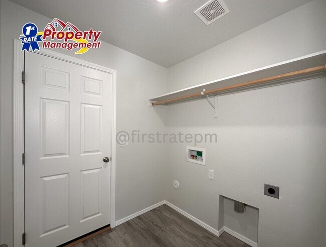 Building Photo - 19584 Newell Wy