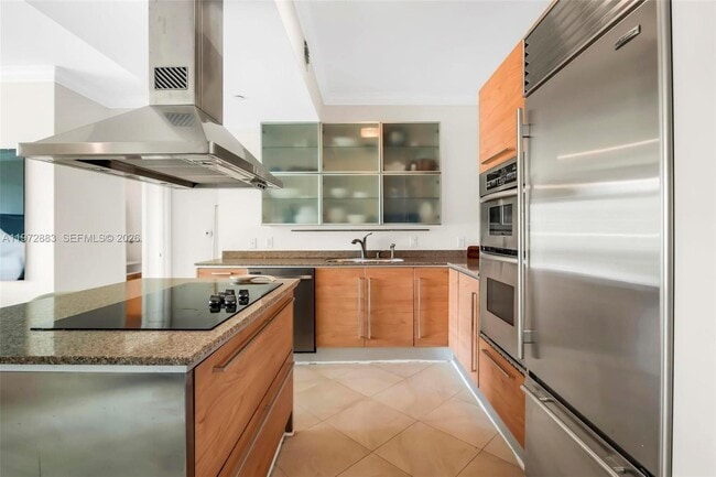 Building Photo - 218 SE 14th St