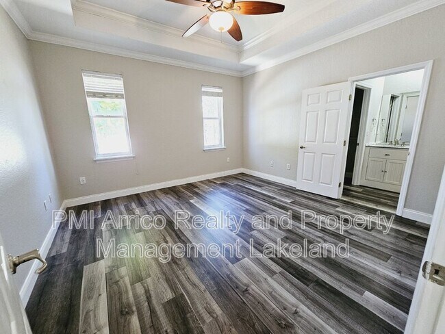 Building Photo - 1930 Saddlewood Ct