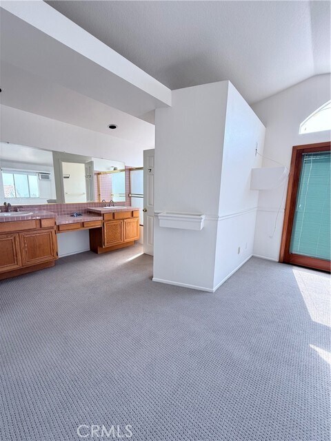 Building Photo - 6225 Gamay Ct