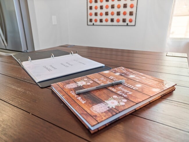 Building Photo - Comfort & Convenience in the Heart of Spok...