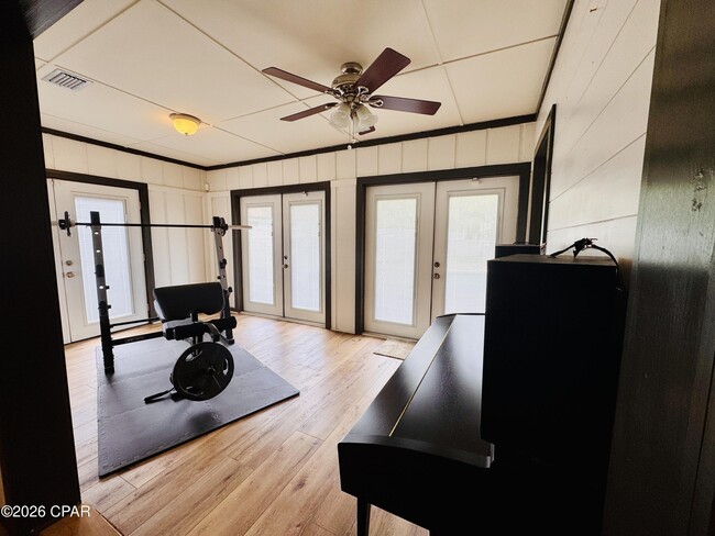 Building Photo - 916 Cobia Dr