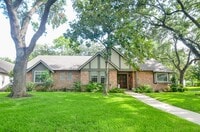 Building Photo - 3015 Bainbridge Ct