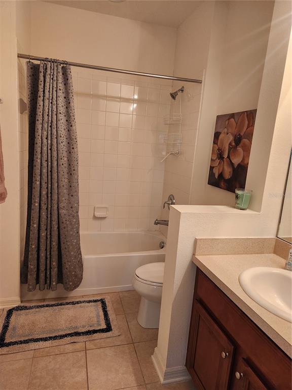 Building Photo - 8119 Villa Grande Ct