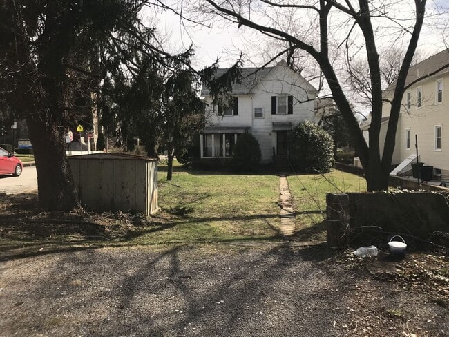 Building Photo - $500 off 1st Month!!! Charming Three-Bedroom Home in Cedmont!