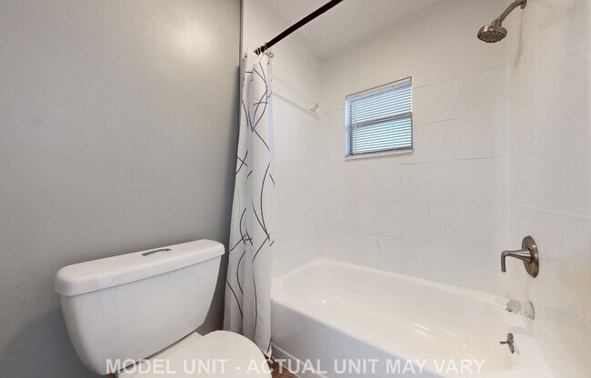 Building Photo - Updated 1BR/1BA Ortega Farms Apartment