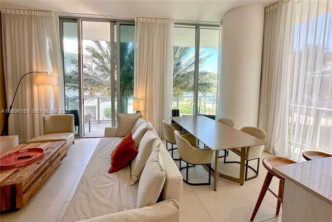 Building Photo - 4111 S Ocean Dr