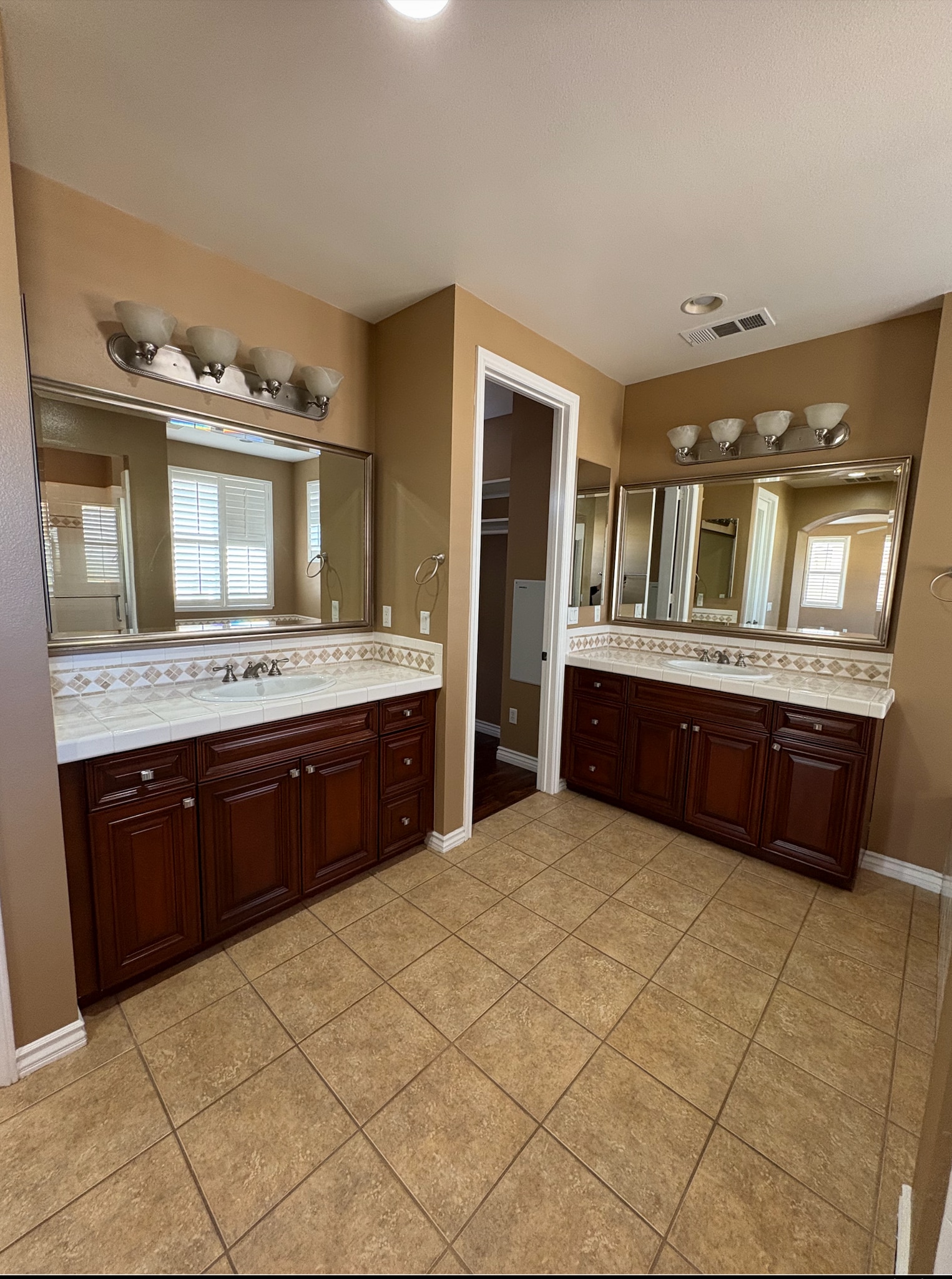 Master Bathroom - 3833 East Park