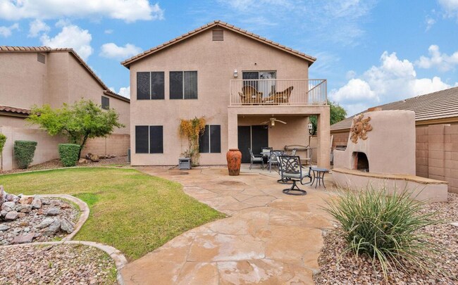 Building Photo - 7520 E Desert Vista Rd