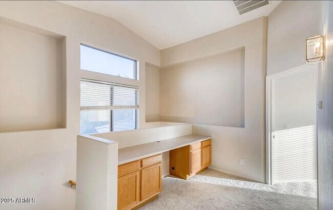 Building Photo - 17640 N 17th St