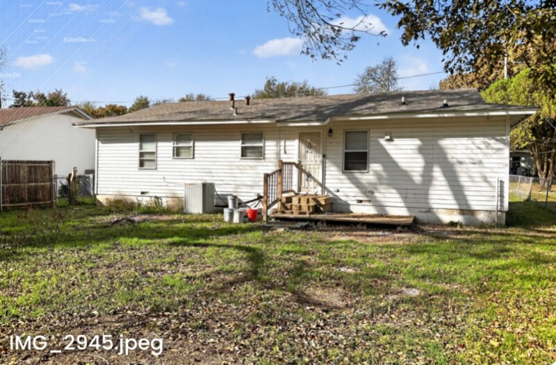 Building Photo - 4524 Utah Ave