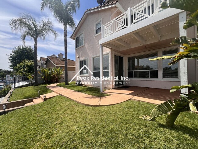 Building Photo - Spacious 4bd/3ba Elk Grove Home-Lake Front!