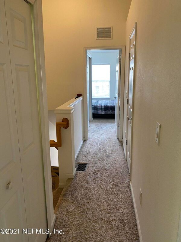 Building Photo - 8087 Summer Cove Ct