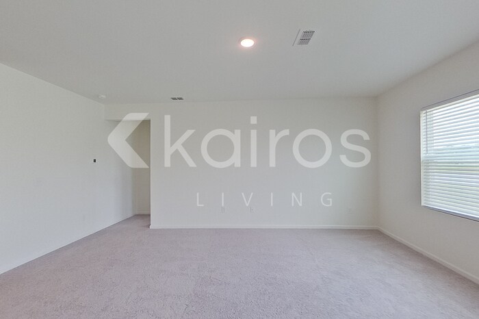 Building Photo - 677 Castillo Dr