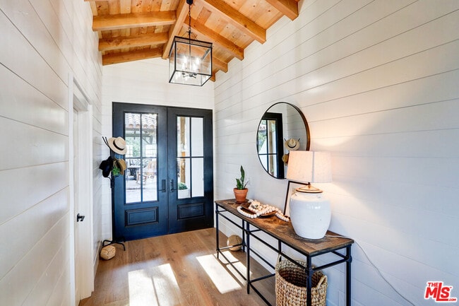 Building Photo - 456 S McKnight Rd