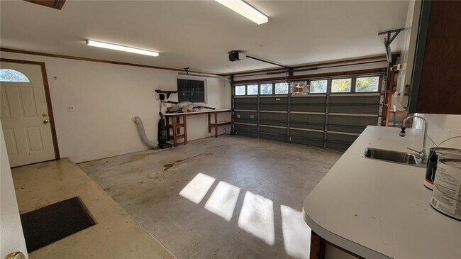 Building Photo - 5847 Venisota Rd