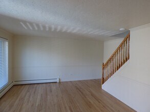Building Photo - CHEESMAN PARK! TWO STORY CONDO! ADDITIONAL...