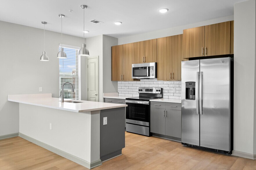 District Midtown 500 Congaree Rd Greenville SC 29607 Apartment Finder