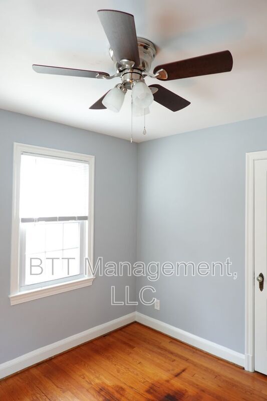 Building Photo - 8207 Garland Ave