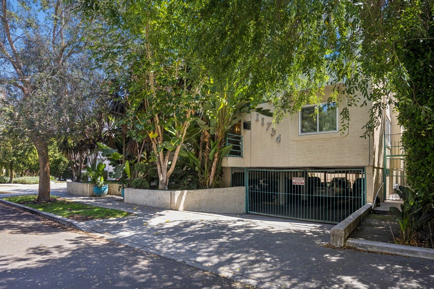 Building Photo - 11734 Avon Way