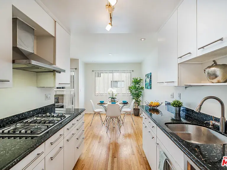 Galley Kitchen - 1410 S Bentley Ave