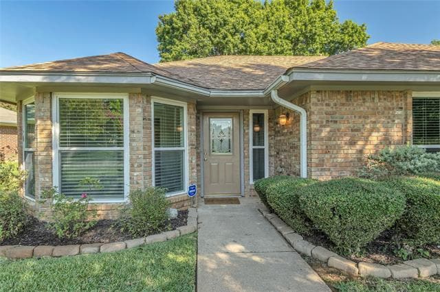 Building Photo - 1403 Bogard Ln