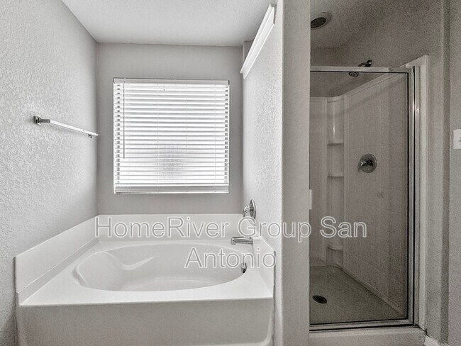 Building Photo - 4026 Maiden Way