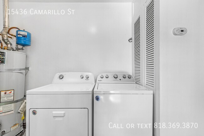 Building Photo - 15436 Camarillo St